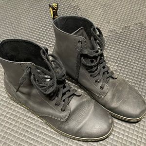 Dr. Marten Tobias  Size 12